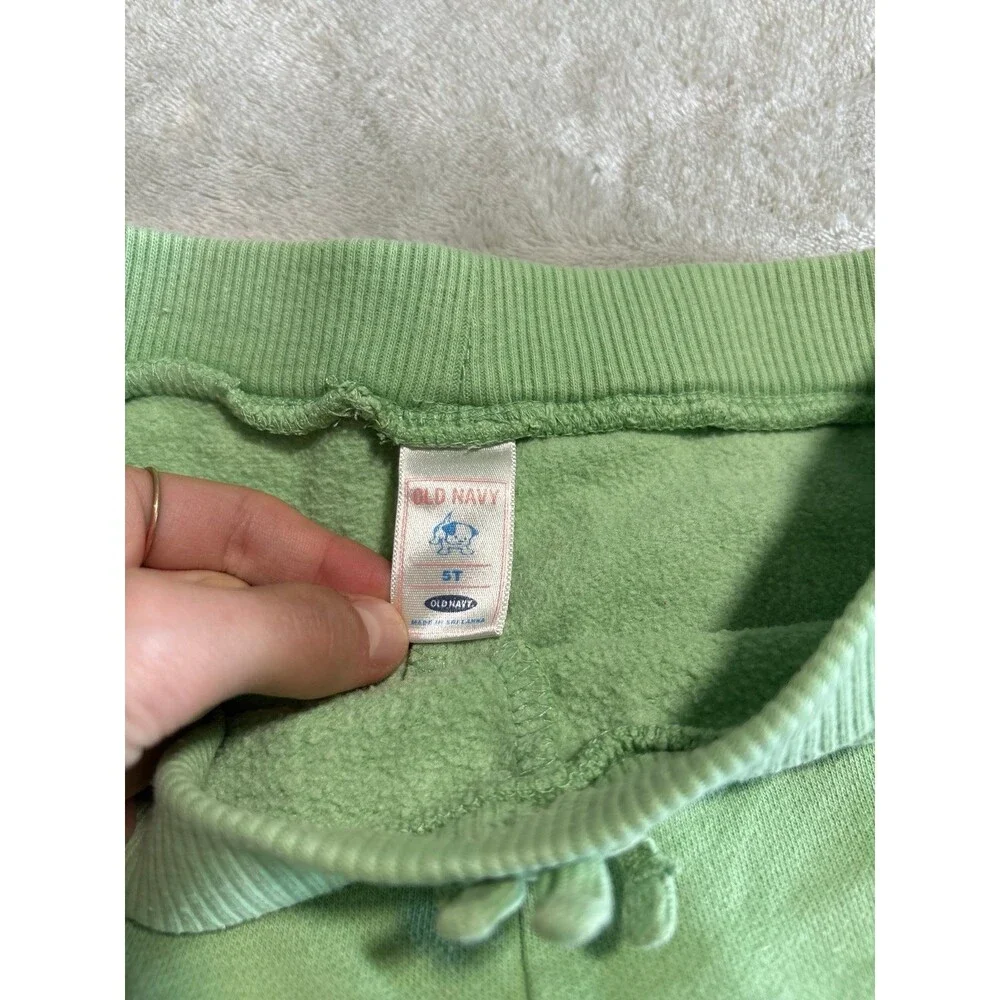 Girls green athletic shorts striped heart logo sports back to school playwear